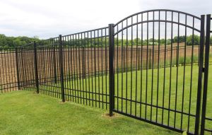 fence contractor evansville Mr. Fence