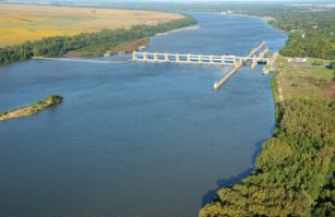hydroelectric power plant evansville Newburgh Locks & Dam